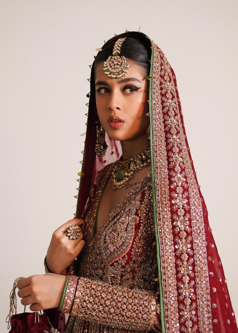 Hussain Rehar Maroon sarkar bridal 3