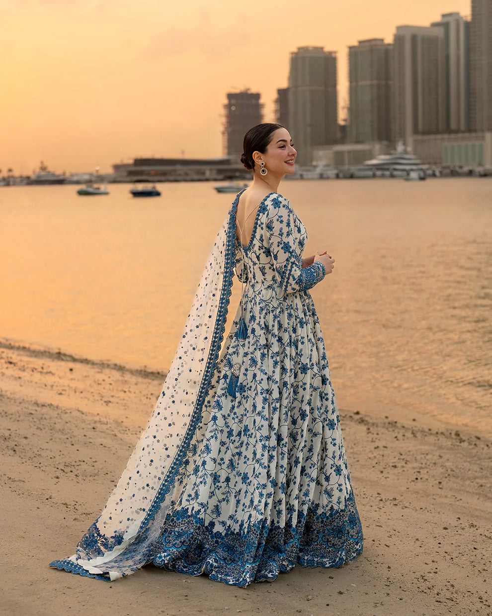 FAIZA SAQLAIN - NEORAH - JEHONA Master Replica 1